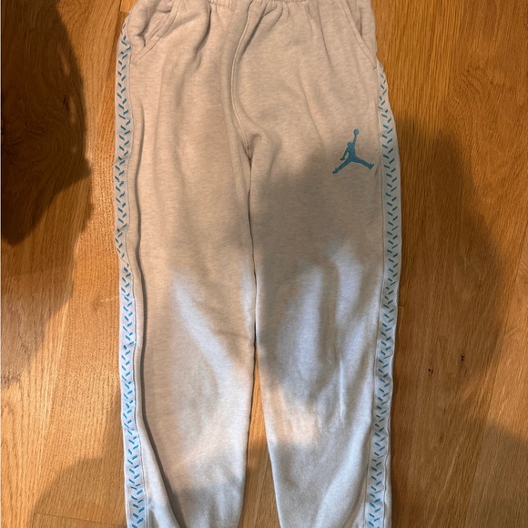 Jordan Gray and Blue‎ Sweatpants for Everyday Comfort - Picture 8 of 14